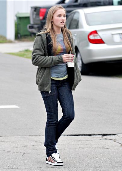 hannah_montanastjarnan_emily_osment_surar3.jpg