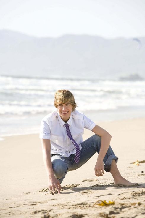 Cody Linley_______.jpg