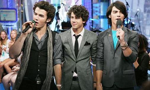 sos_jonas_brothers.jpg